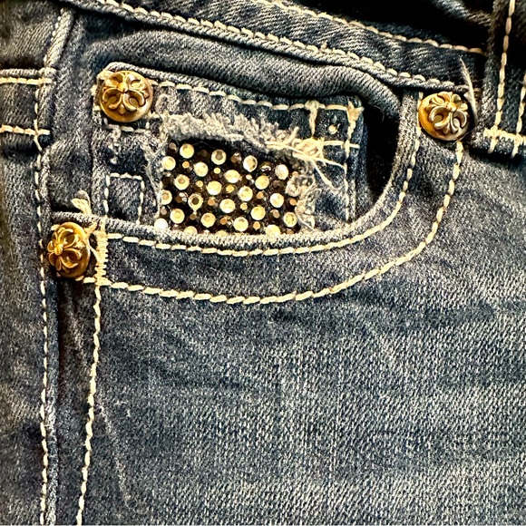 Miss Me Distressed Boot Cut Denim Jeans Size 28 - Picture 10 of 13